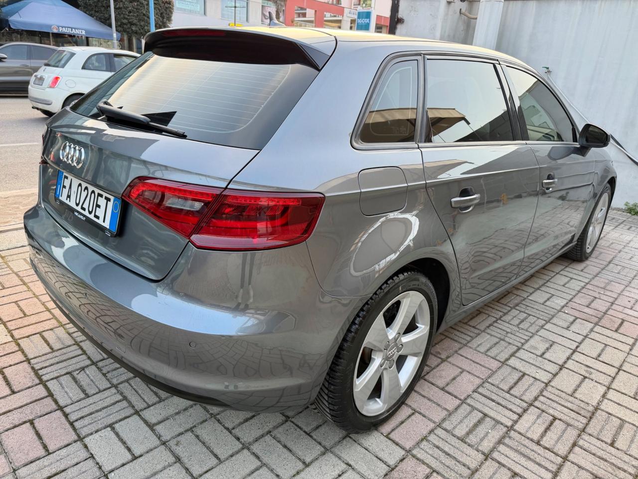 Audi A3 Sportback 1.6 TDI Ambition - GARANZIA