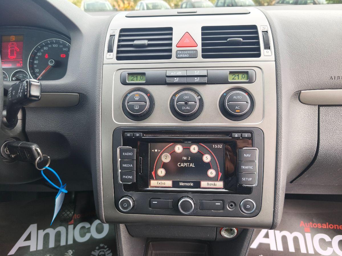 VOLKSWAGEN Touran 1.9 TDI 105 CV Highline 7 POSTI