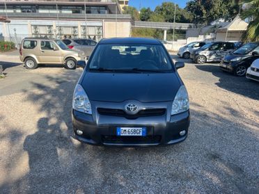 Toyota Corolla Verso 2.2 16V D-4D D-Cat