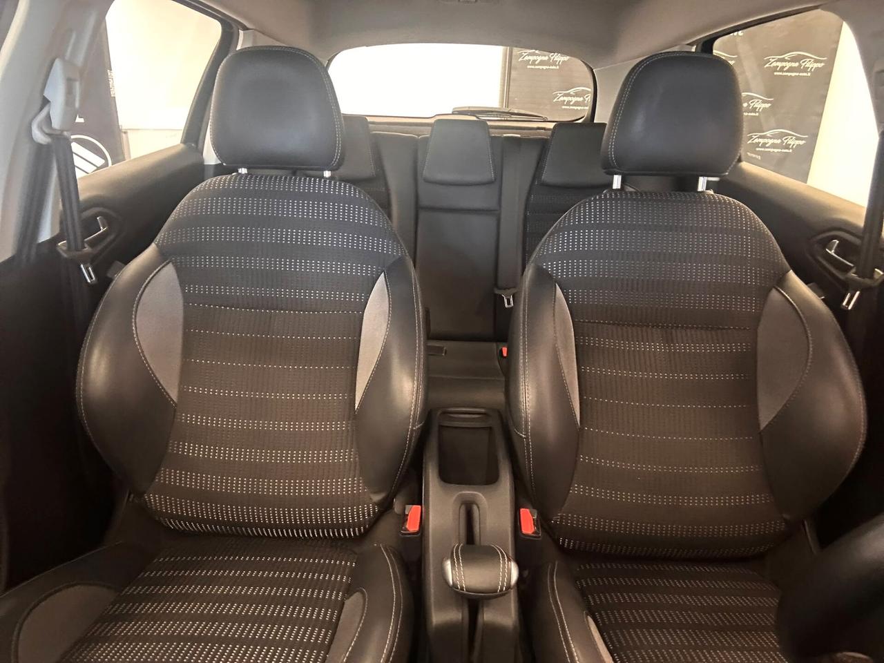 Peugeot 2008 BlueHDi 100 S&S Allure