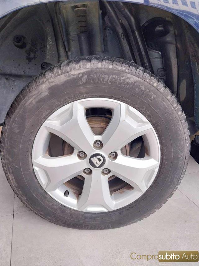 DACIA Duster 1.6 SCe 4x2 GPL (Garanzia 12 Mesi)