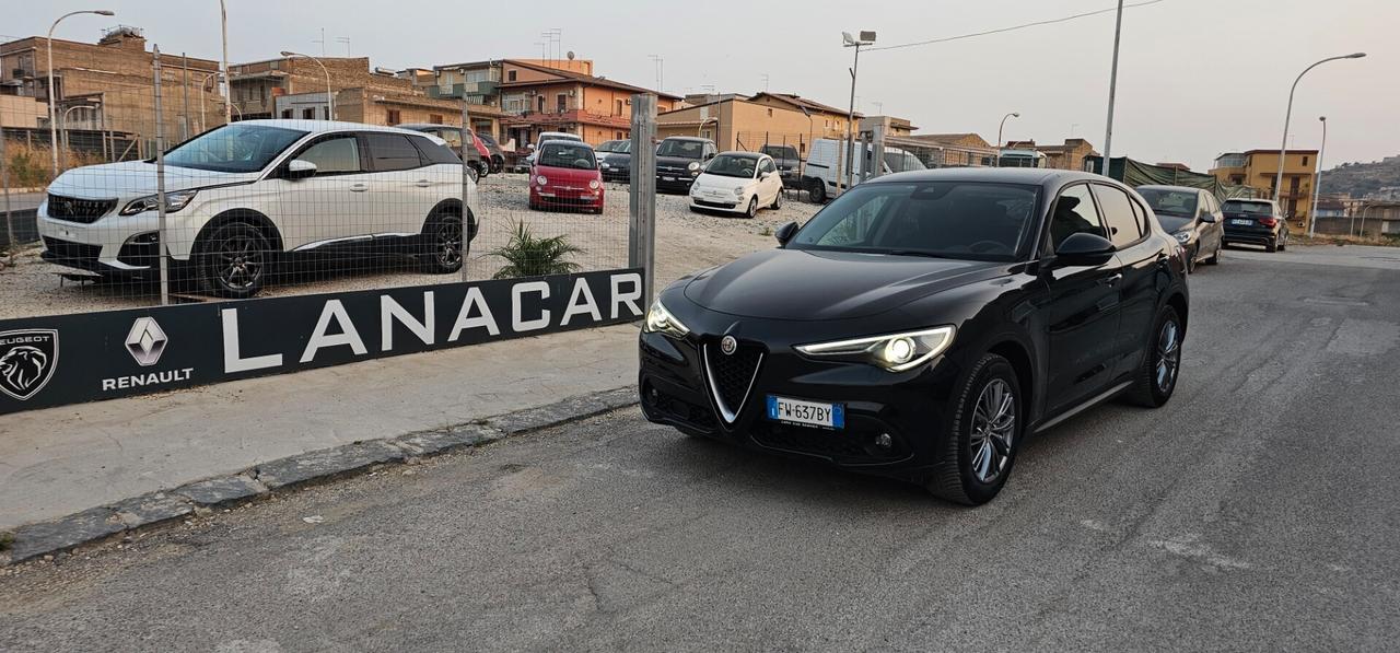 Alfa Romeo Stelvio 2.2 Turbodiesel 160 CV AT8 RWD Sport-Tech