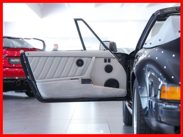 PORSCHE 911 Carrera 3.2 Cabriolet JUBILEE 25 JAHRE