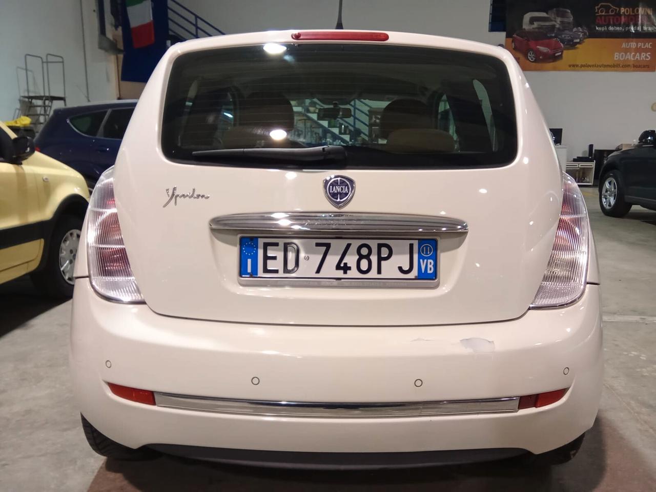 Lancia Ypsilon 1.2BZ 51kW 02-2011