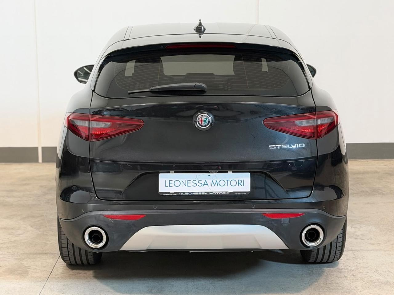 Alfa Romeo Stelvio 2.2 Turbodiesel 180 CV AT8 RWD Executive