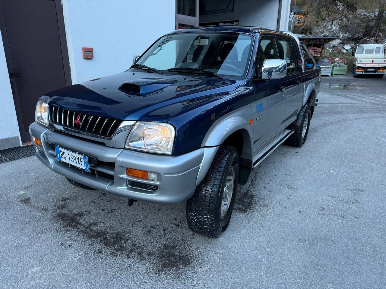 Mitsubishi L200 2.5 TDI 4WD Double Cab Pick-up GLS Bi-Color