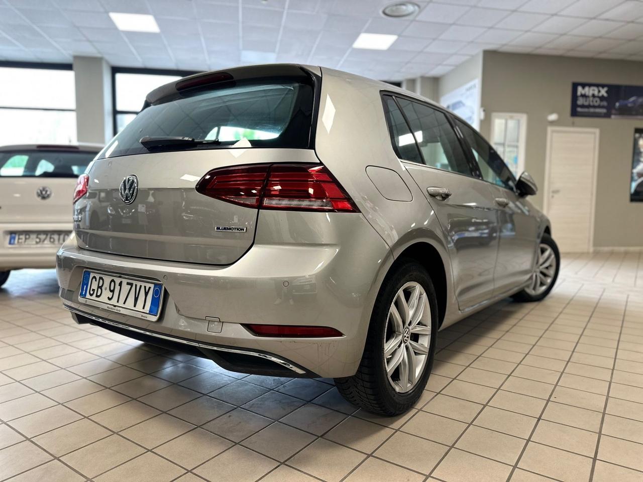 Volkswagen Golf 1.5 TGI DSG Style