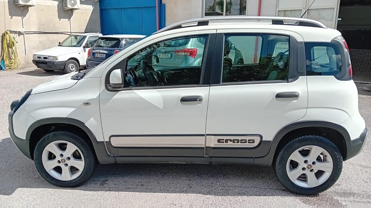 Fiat Panda cross 1.3 mjt 4X4-full -11/2014