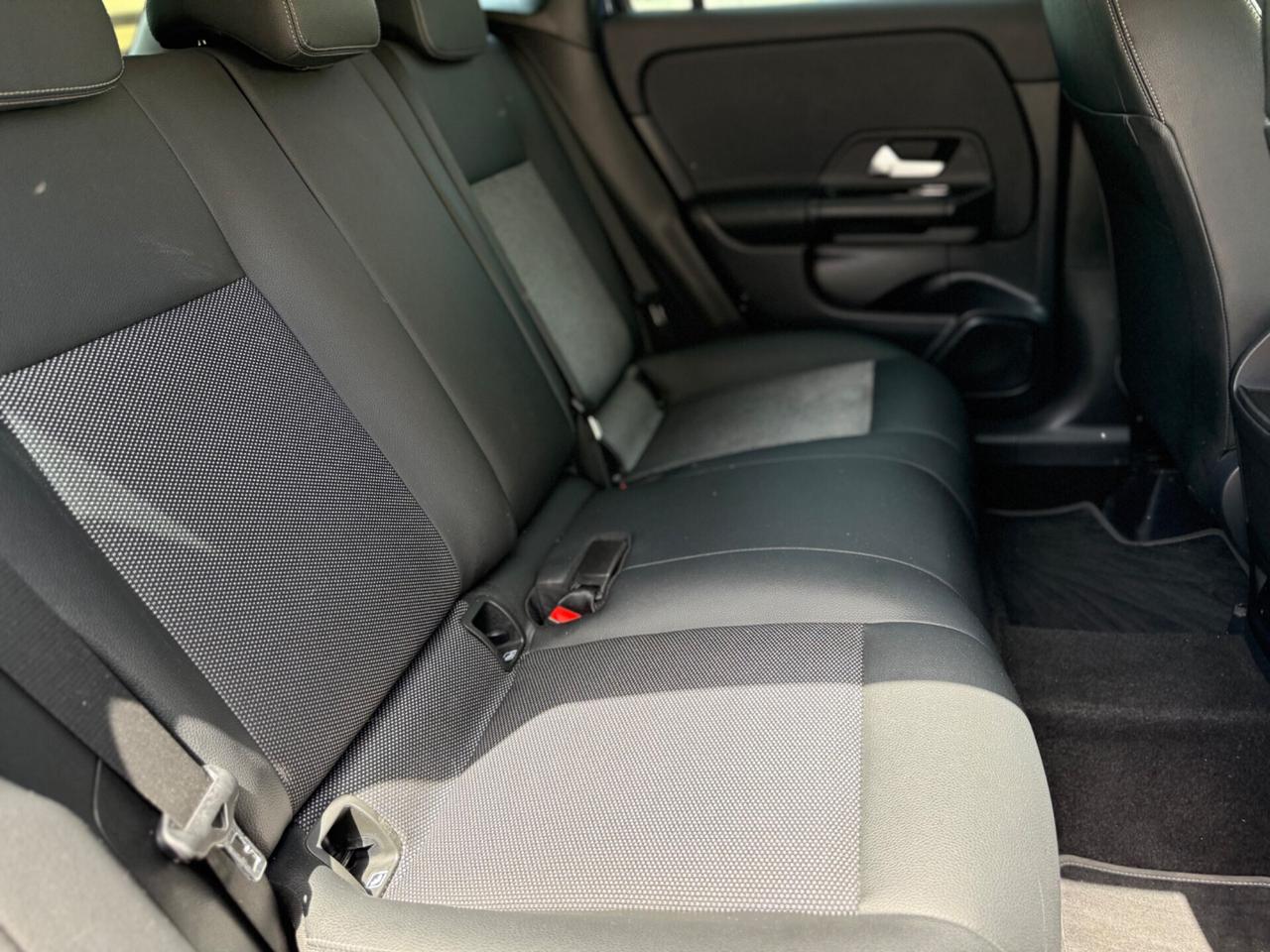 Mercedes-benz GLA 180 d Automatic Executive