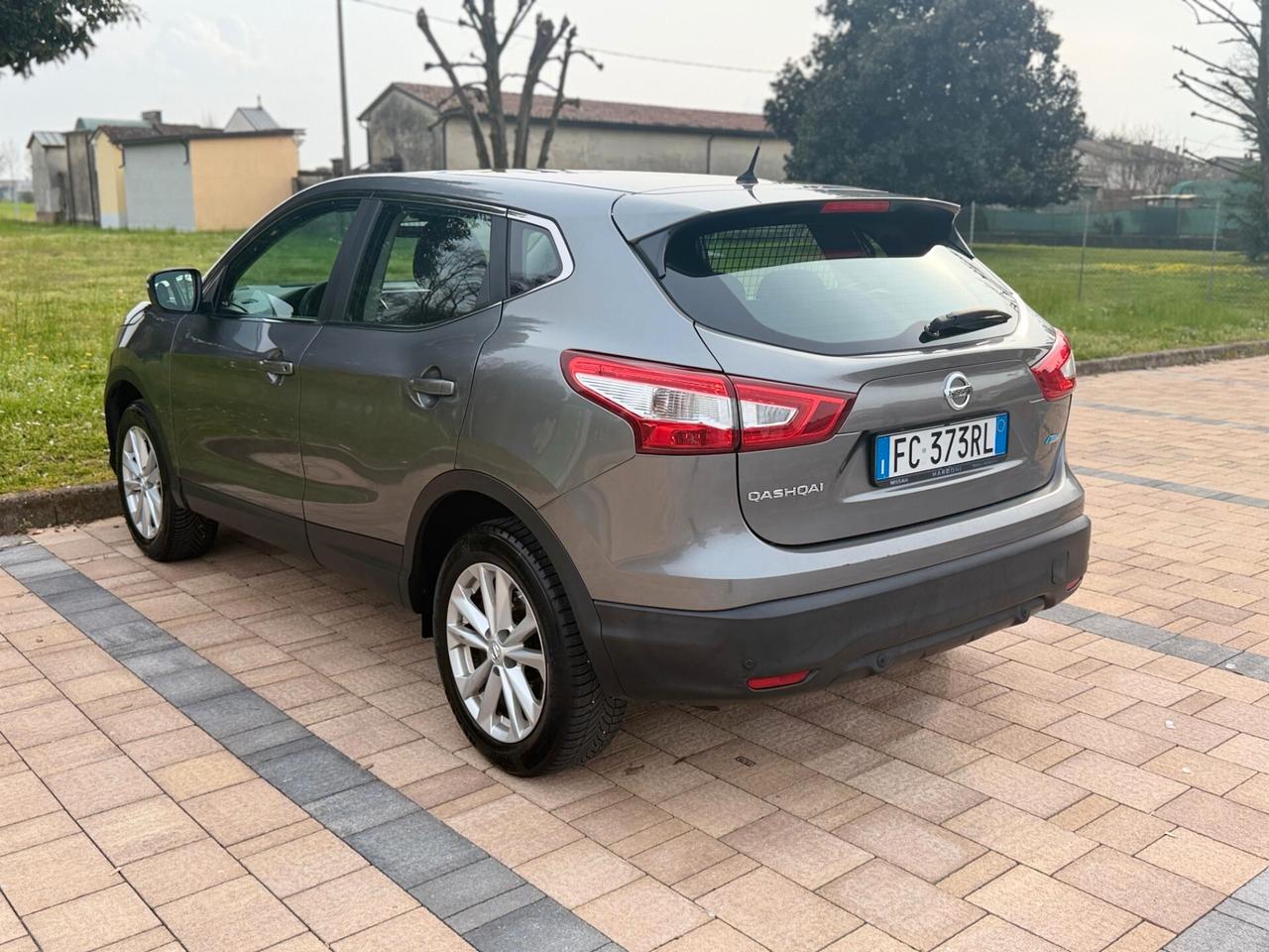 Nissan Qashqai 1.5 dCi Tekna euro6b