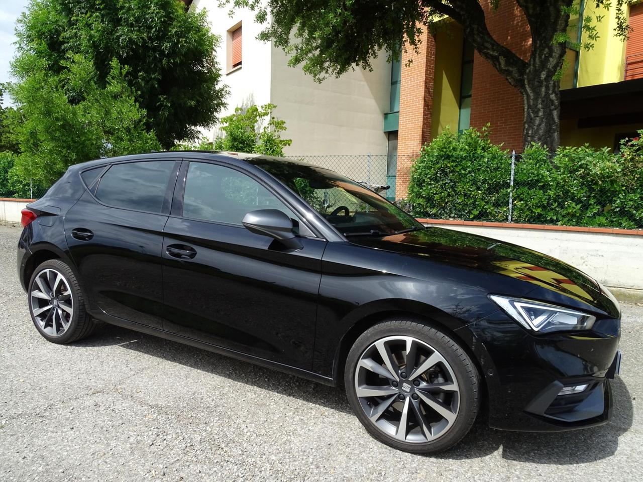 SEAT Leon 1.4 e-HYBRID 204 CV DSG FR PLUG IN *UNIPRO*