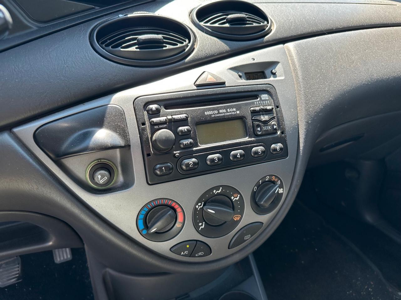 Ford Focus 1.8 TDCi (100CV) cat 5p. Zetec