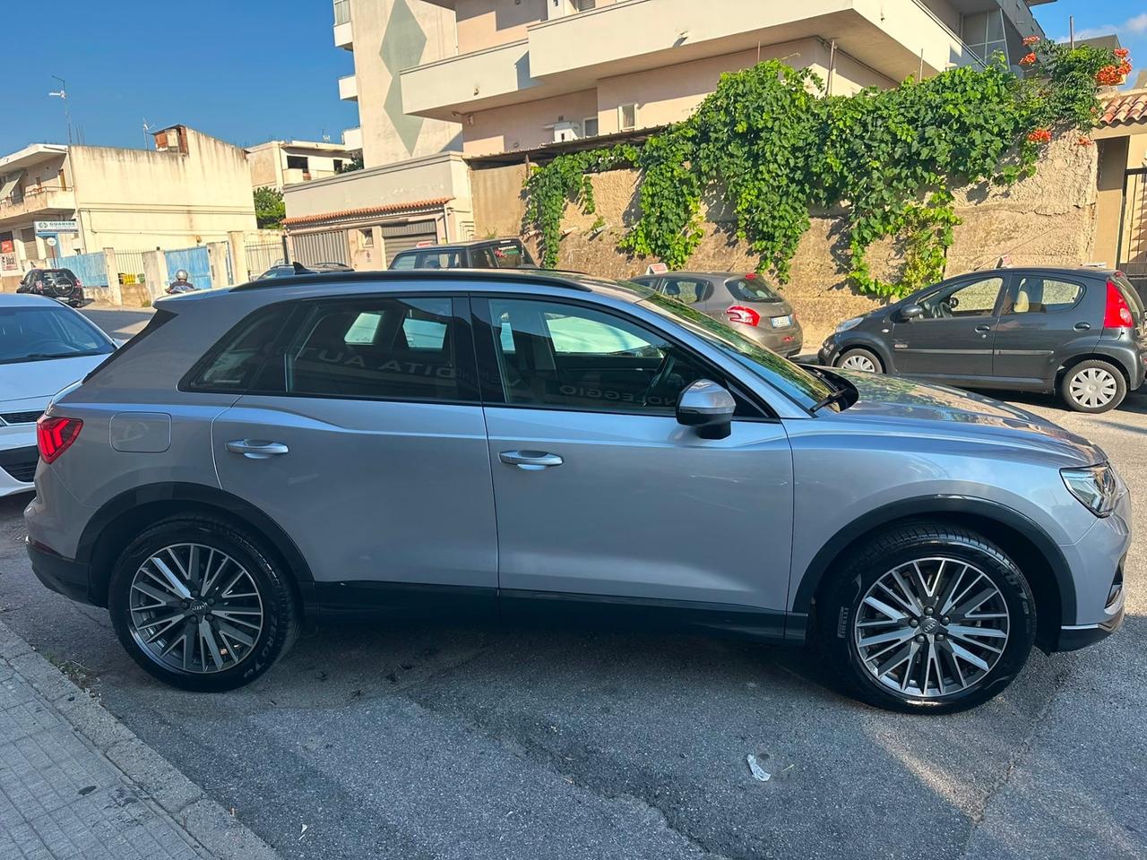 Audi Q3 40 TDI quattro S tronic Business Advanced