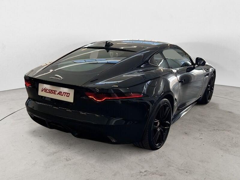 Jaguar F-Type 2.0 i4 300cv auto R-Dynamic