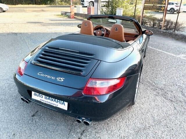 Porsche 911 Carrera 4S Cabriolet