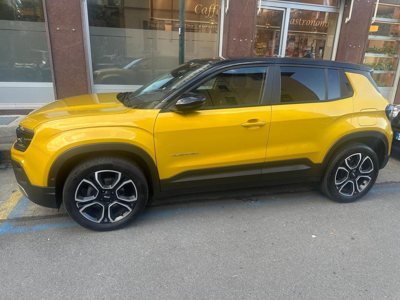 Jeep Avenger 1.2 Turbo 100 CV Summit