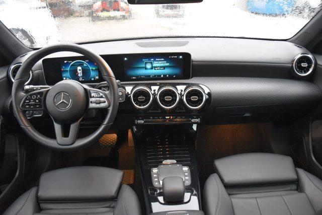 MERCEDES-BENZ A 180 d Automatic Business Extra *Navi,LED,Sensori*