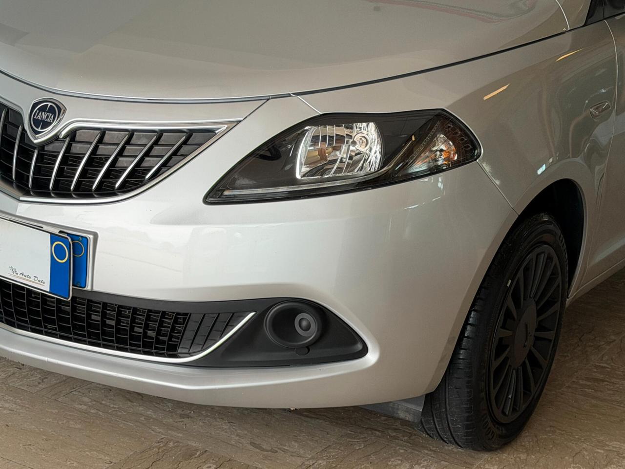 Lancia Ypsilon 1.2 69 cv. EcoChic SILVER (Imp. GPL)