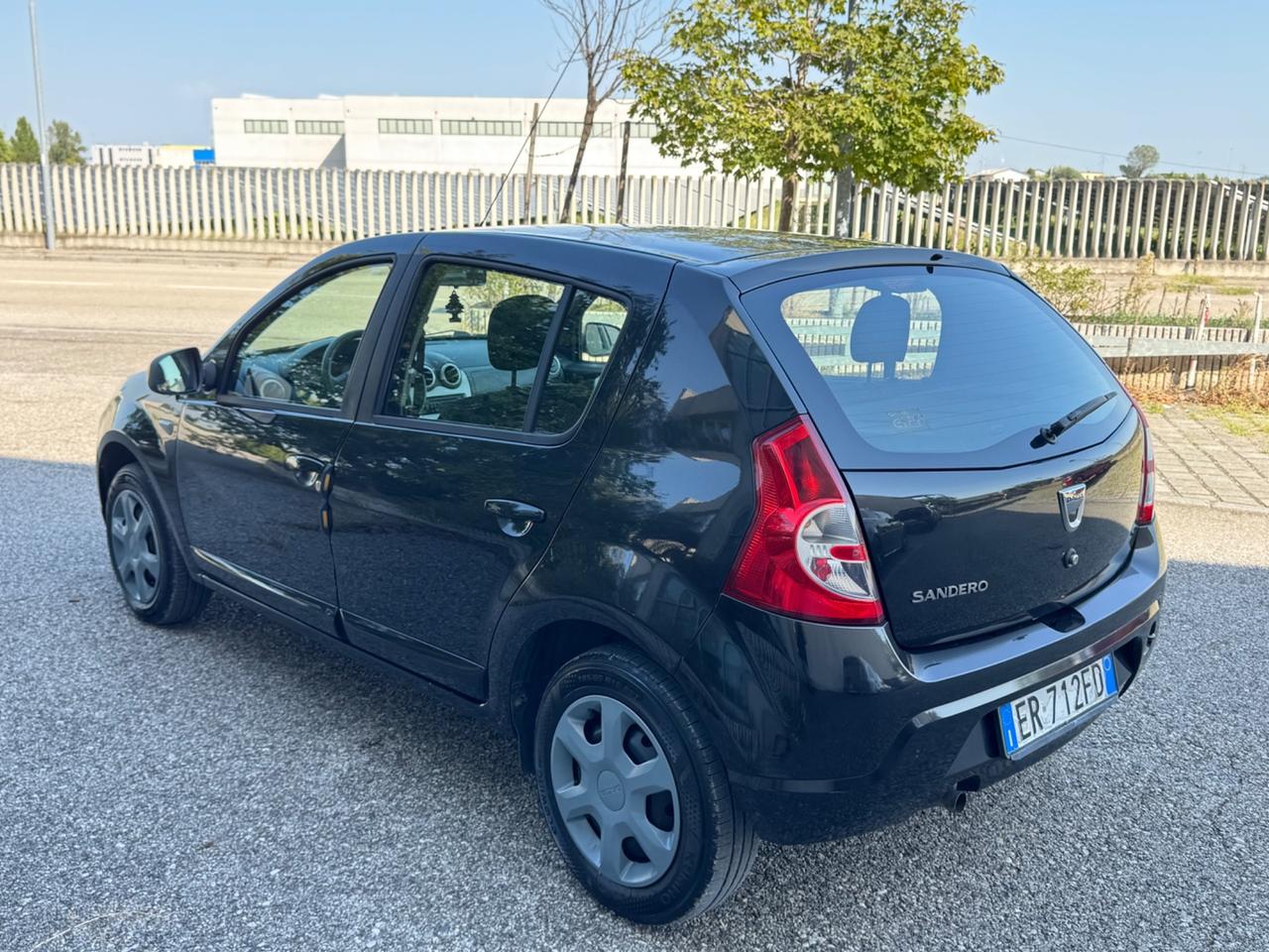 Dacia Sandero 1.2 GPL 75CV