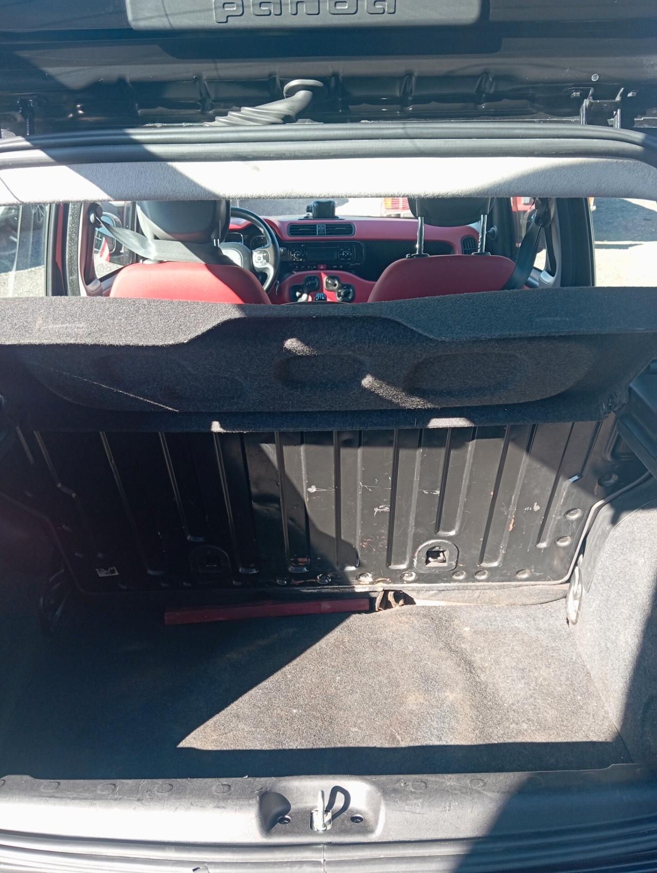 Fiat Panda 1.2 Lounge – 2016 –