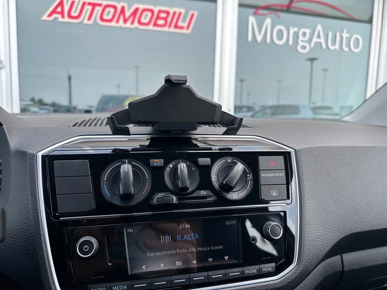VW UP! 1.0i 60CV 5PORTE 1PROPRIETARIO NEOPATENTATI