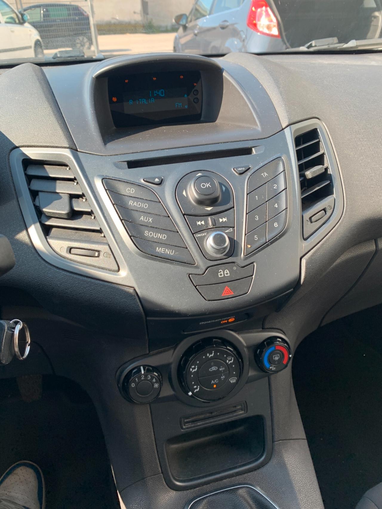 Ford Fiesta 1.5 TDCi 75CV 5P 96.00Km