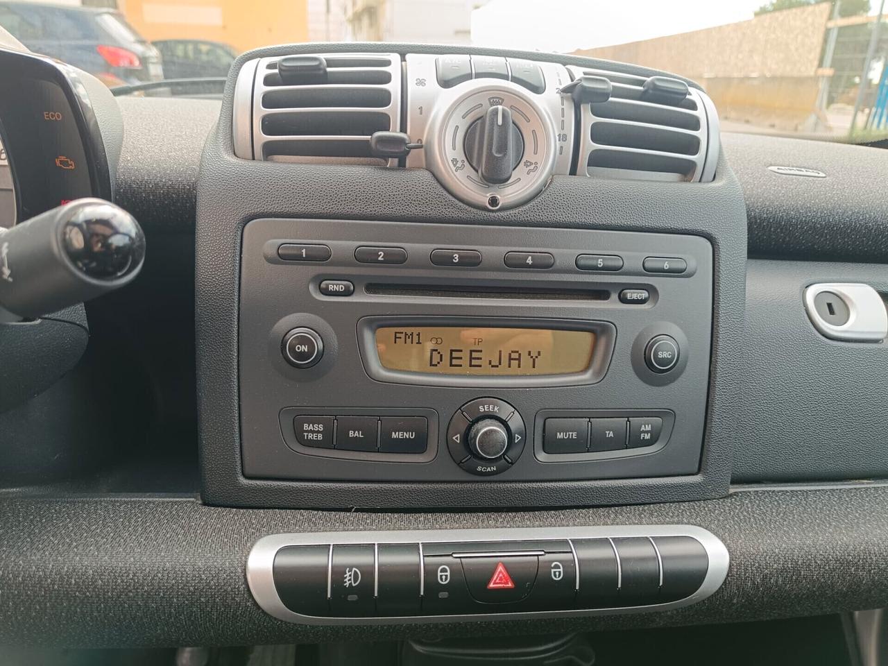 Smart ForTwo 1.0 benzina 52 kW MHD coupé passion