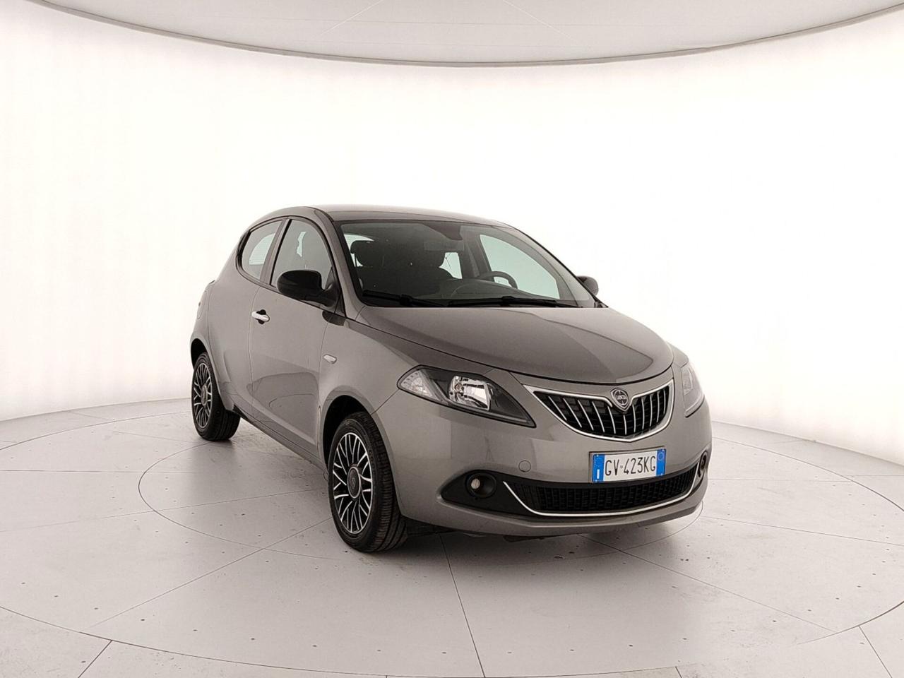 Lancia Ypsilon 1.0 FireFly 5 porte S&S Hybrid Platino