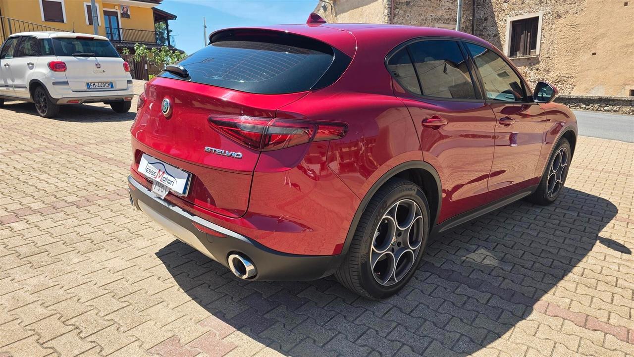 Alfa Romeo Stelvio 2.2 Turbodiesel 210 CV AT8 Q4 Executive