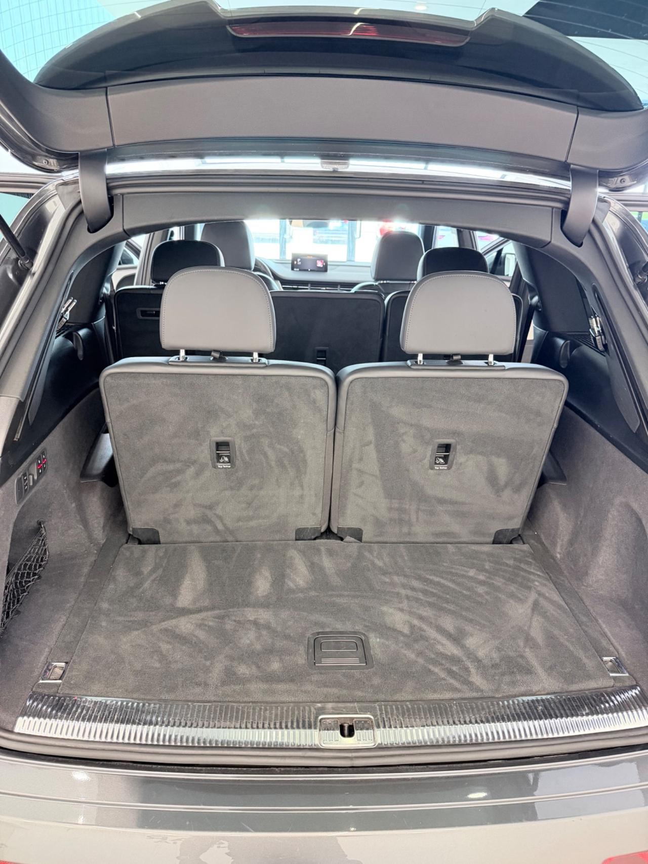 Audi Q7 50 TDI quattro tiptronic Business Plus