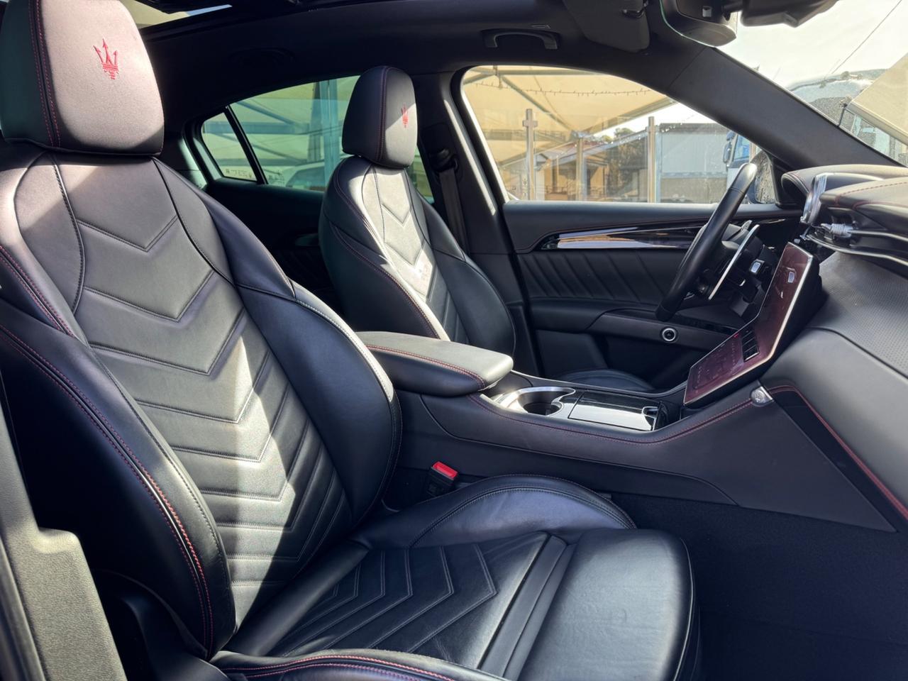 MASERATI GRECALE 2.0 MHEW 330 CV MODENA IVA ESPOSTA TETTO