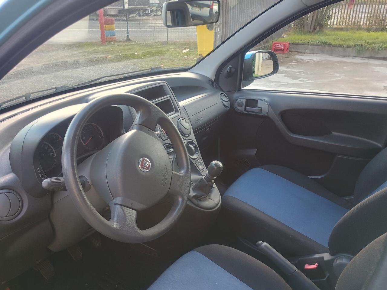 FIAT PANDA NEOPATENTATI