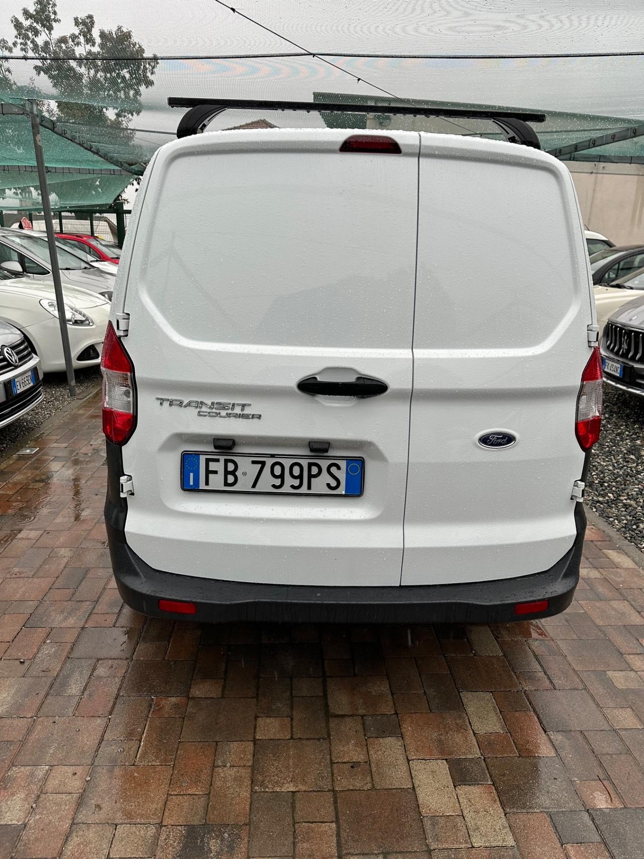 Ford Transit courier