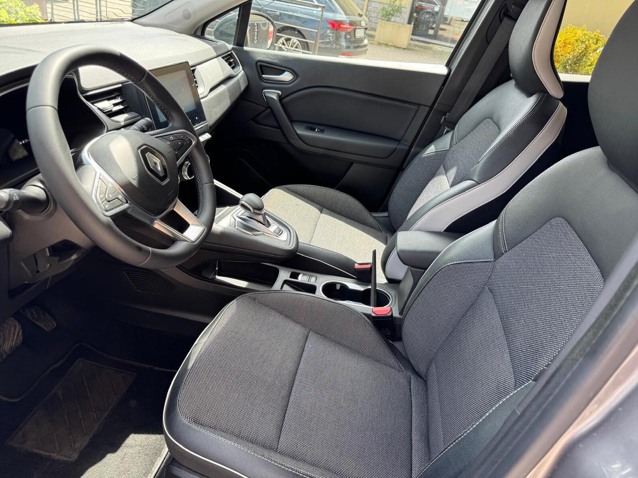 Renault Captur Plug-in Hybrid E-Tech 160 CV Intens