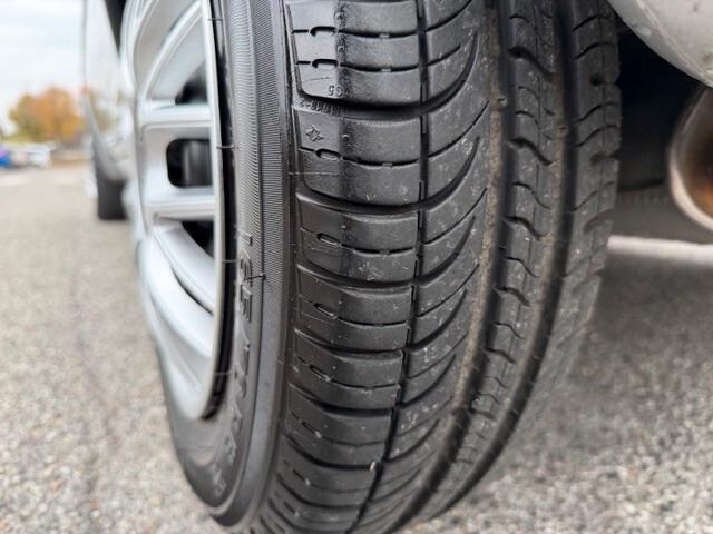 Opel Corsa 1.2i cat 5 porte Swing