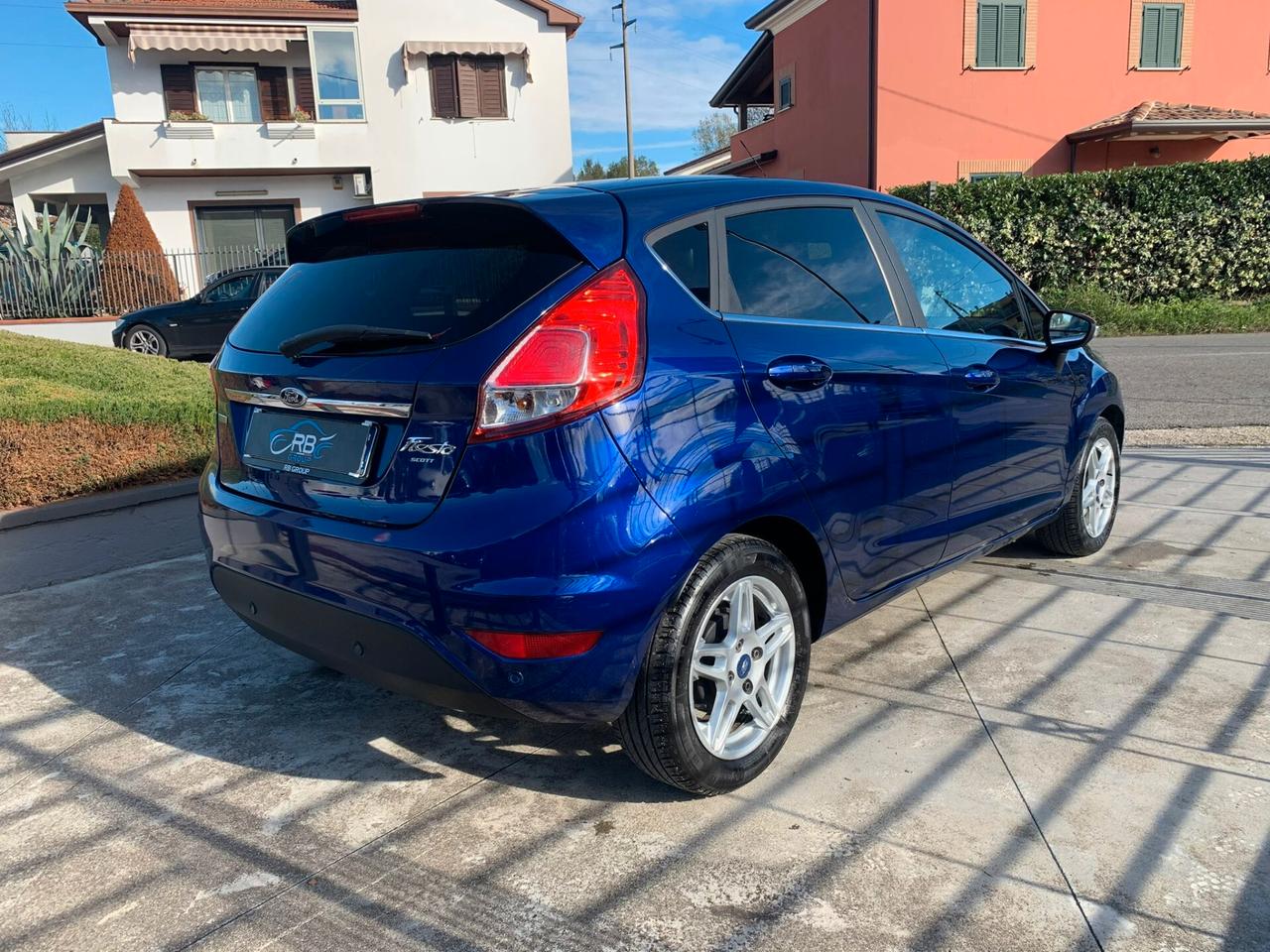 Ford Fiesta 1.0 EcoBoost 100CV 5 porte Powershift