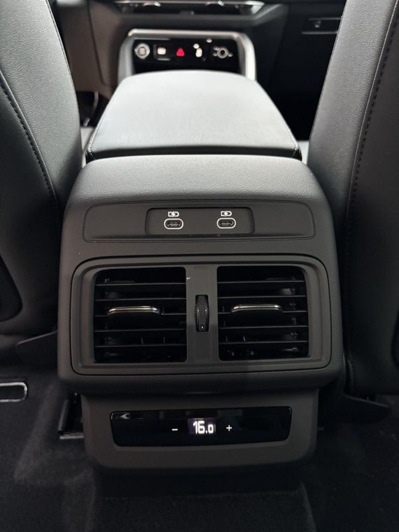 Audi Q5 SPB 40 TDI 204 CV quattro S tronic Identity Black