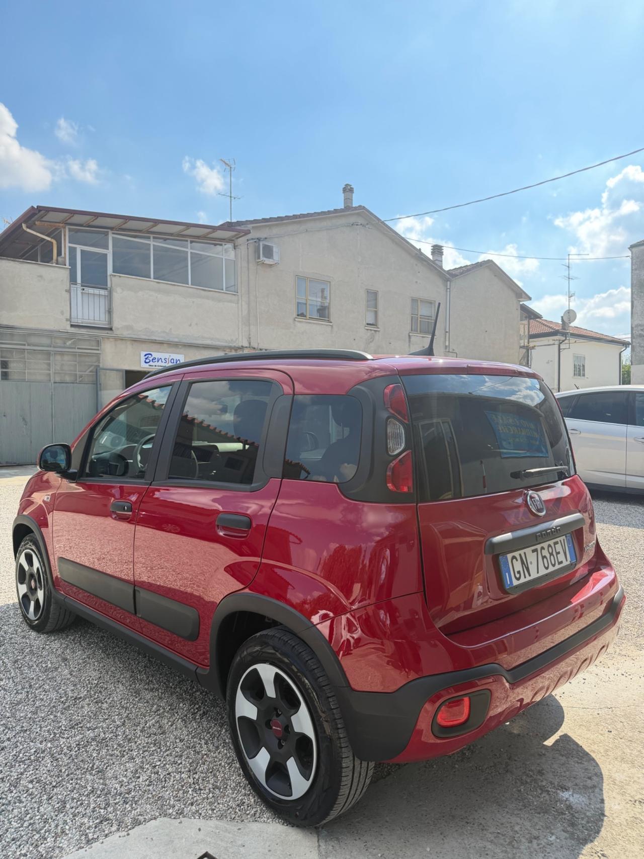 Fiat Panda 1.0 FireFly S&S Hybrid City Cross