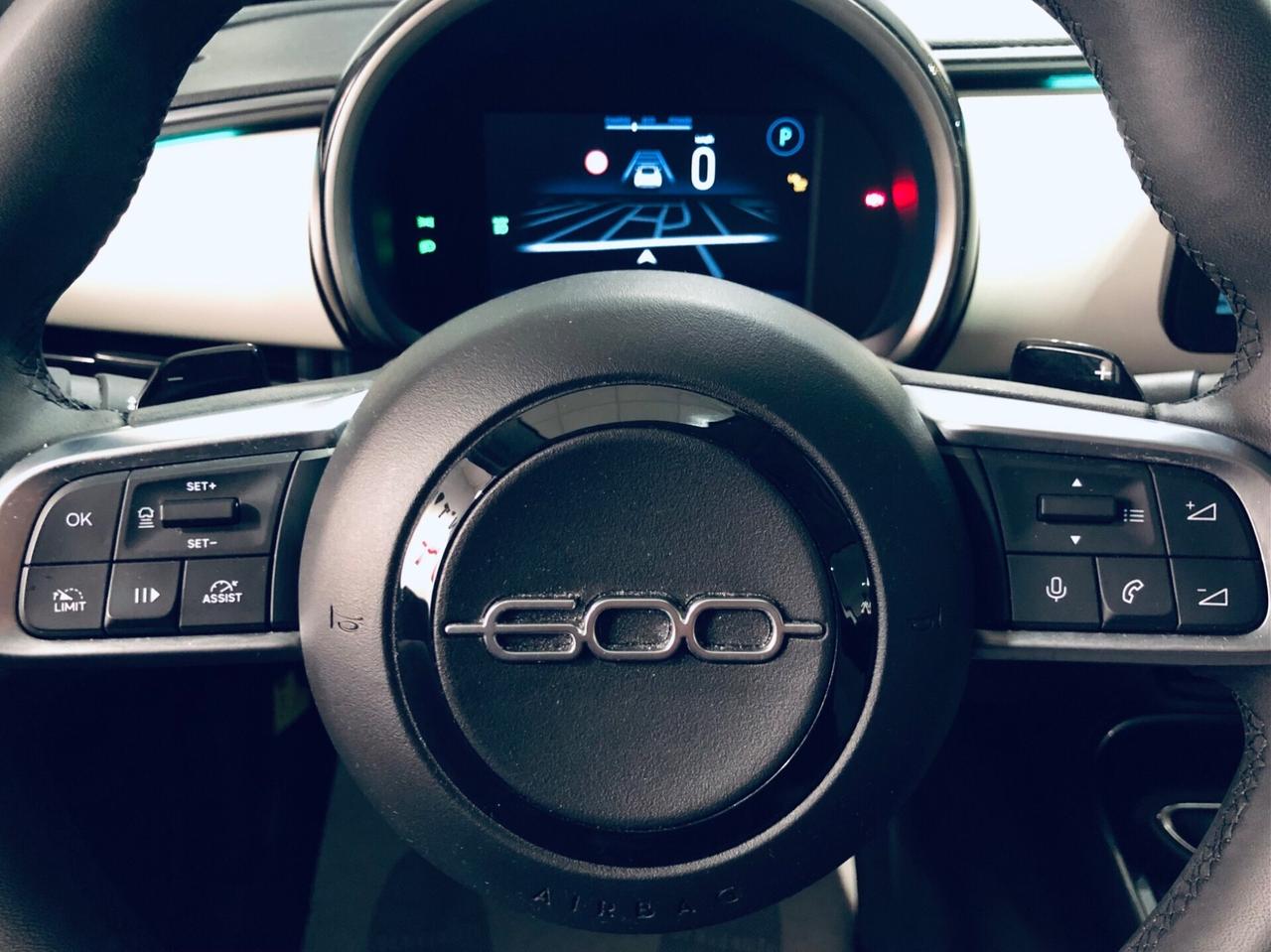 Fiat 600 Hybrid 100 CV DCT MHEV La Prima