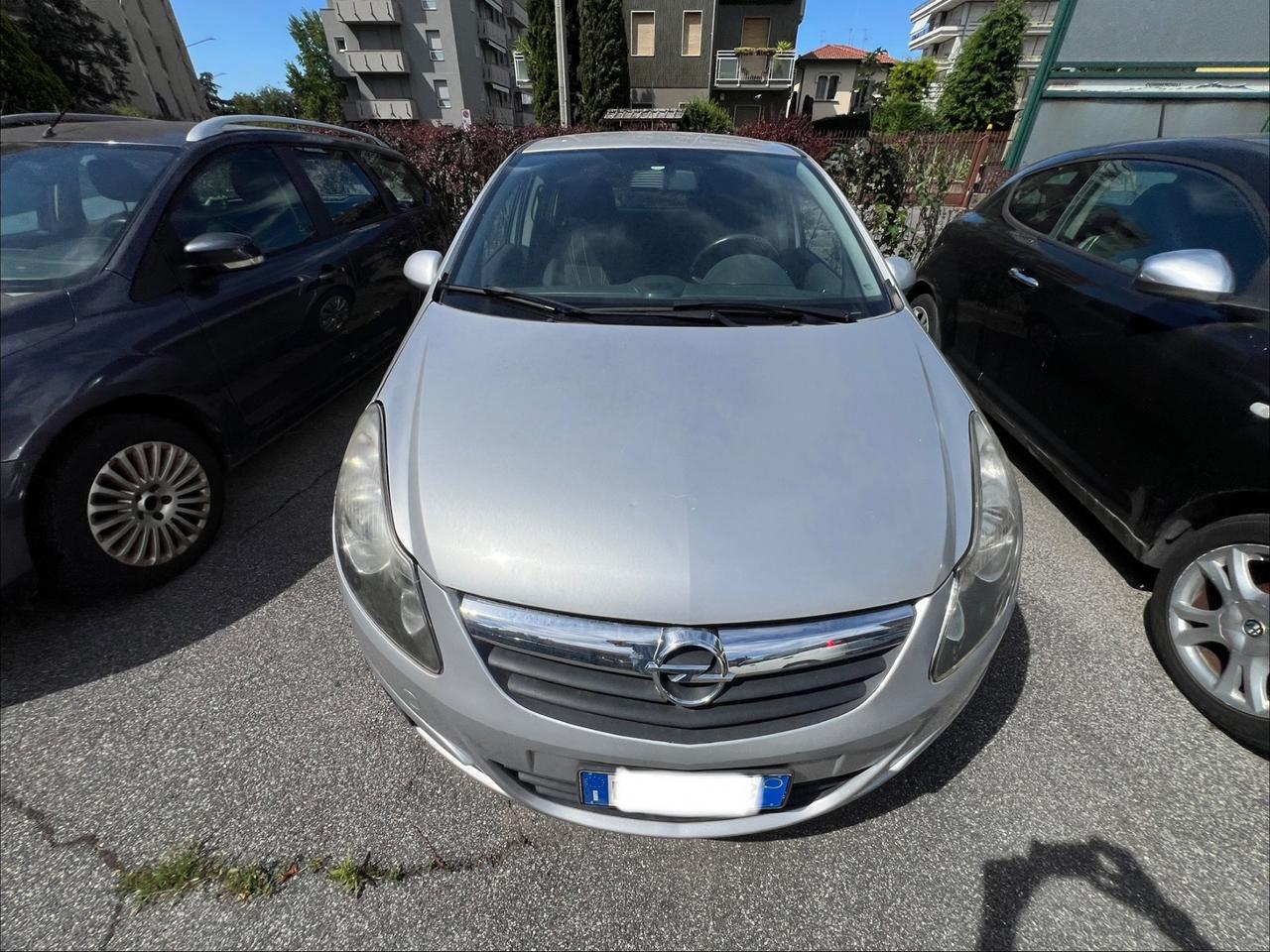 Opel Corsa 1.2 5 porte Club