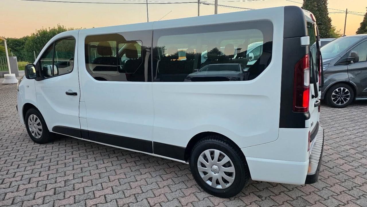 Opel Vivaro 1.6 dCi BiTurbo 125CV 9 posti Nazionale