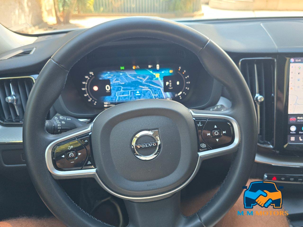 VOLVO XC60 N1 2.0 B4 d Plus Bright awd auto