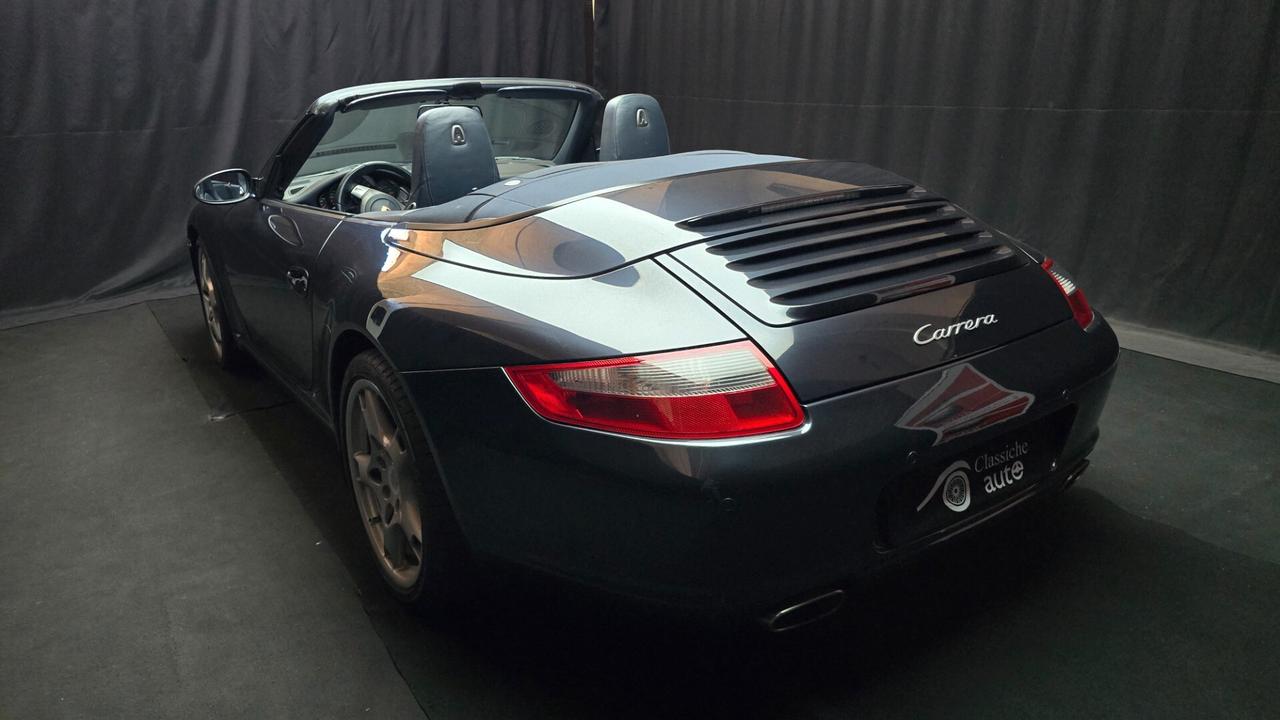 Porsche 911 Carrera Cabriolet