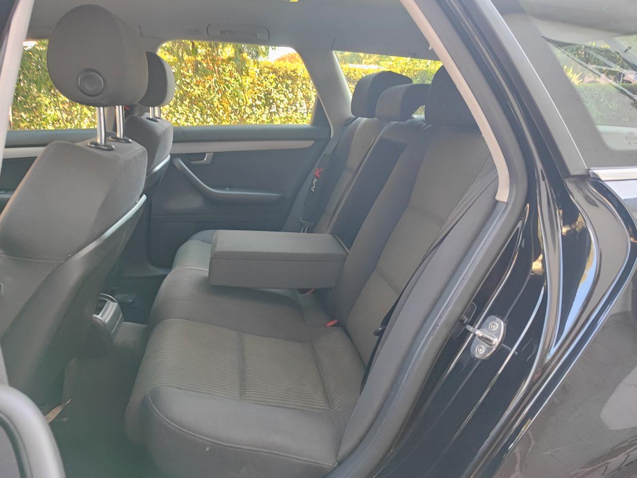 Audi A4 2.0 TDI S-Line F.AP. Avant quattro top