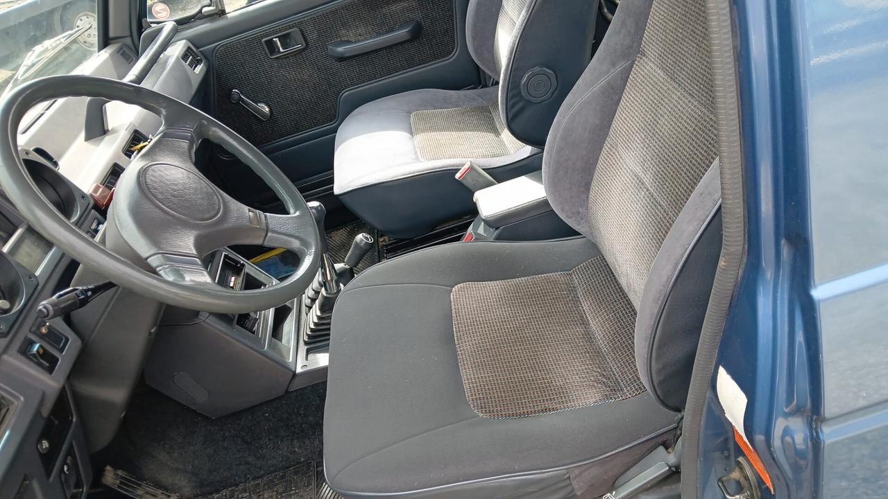 Mitsubishi Pajero Molle posteriori