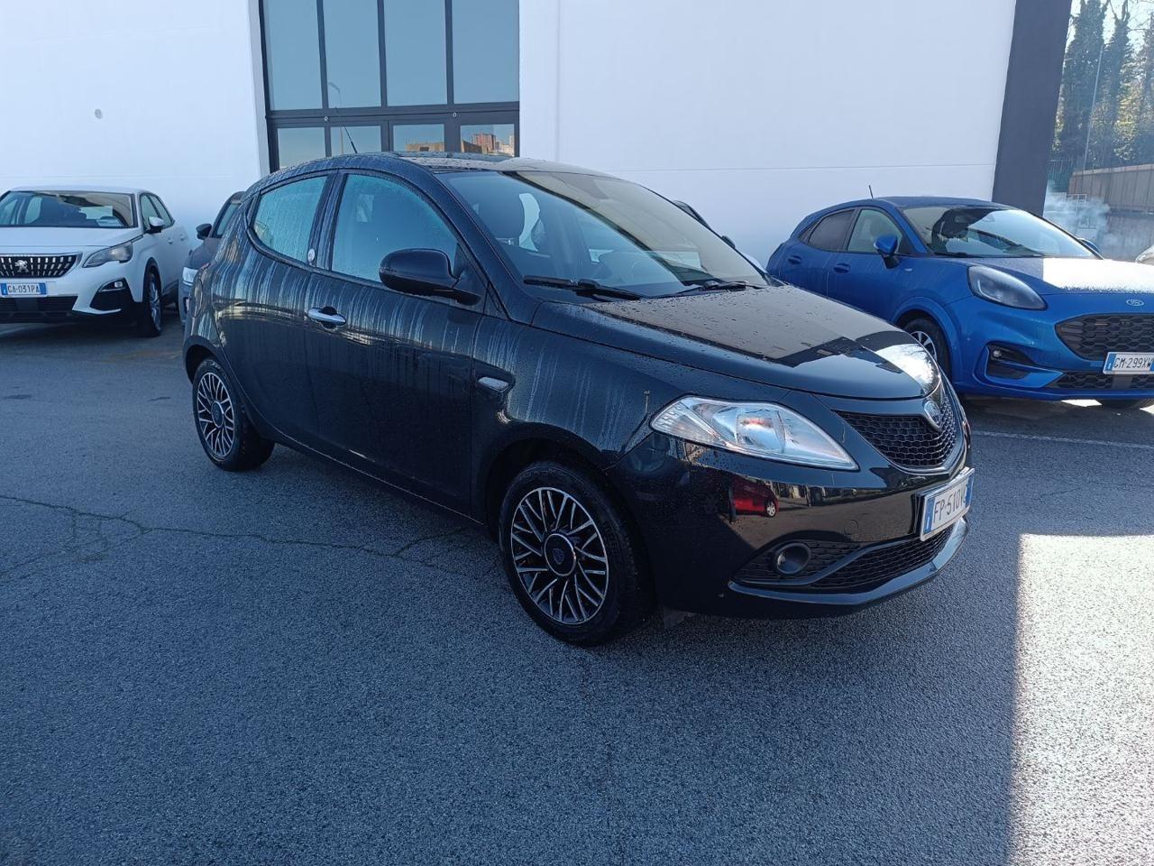 LANCIA Ypsilon 1.2 69 CV 5 porte GPL Ecochic Elefantino Blu