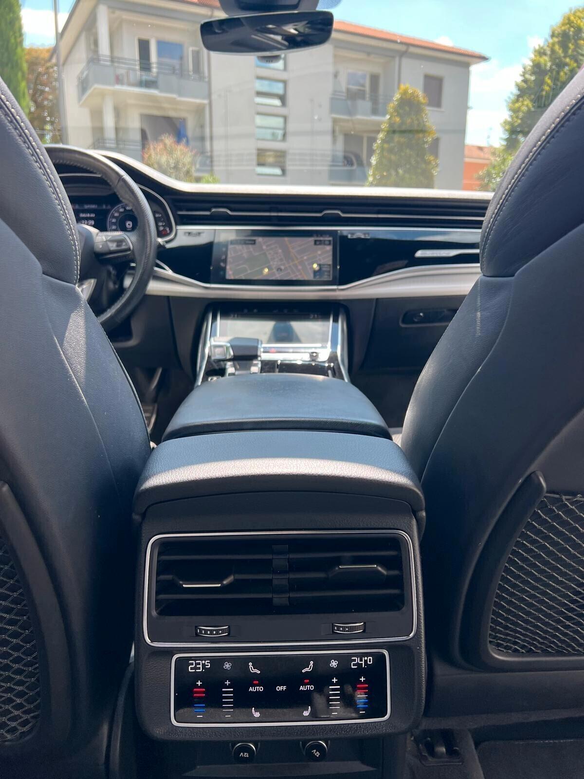 AUDI Q8 50 TDI 286cv QUATTRO TIPTRONIC SPORT