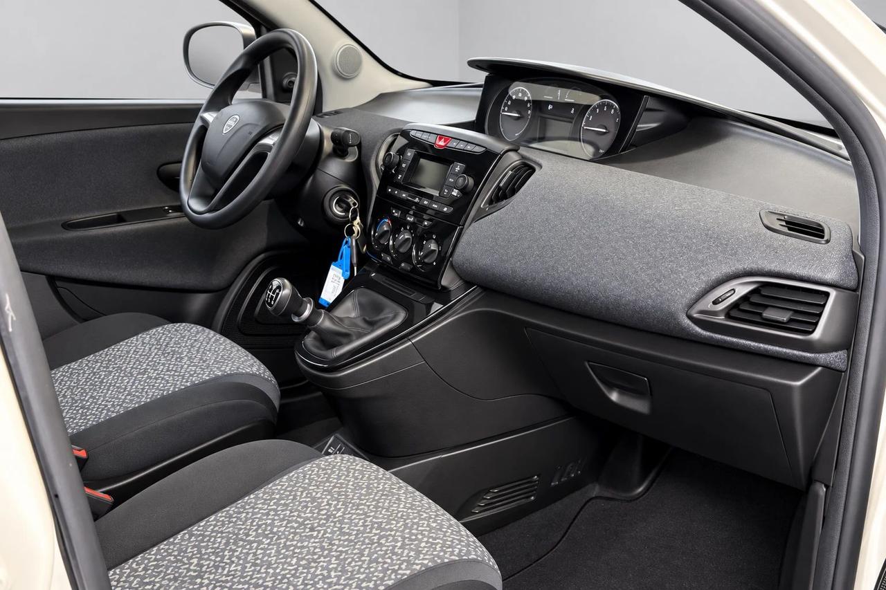Lancia Ypsilon 1.2 69 CV