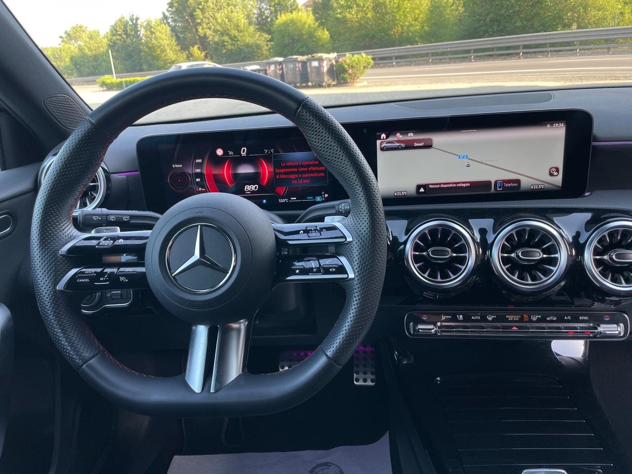 Mercedes-benz A 180 Automatic AMG Line Premium