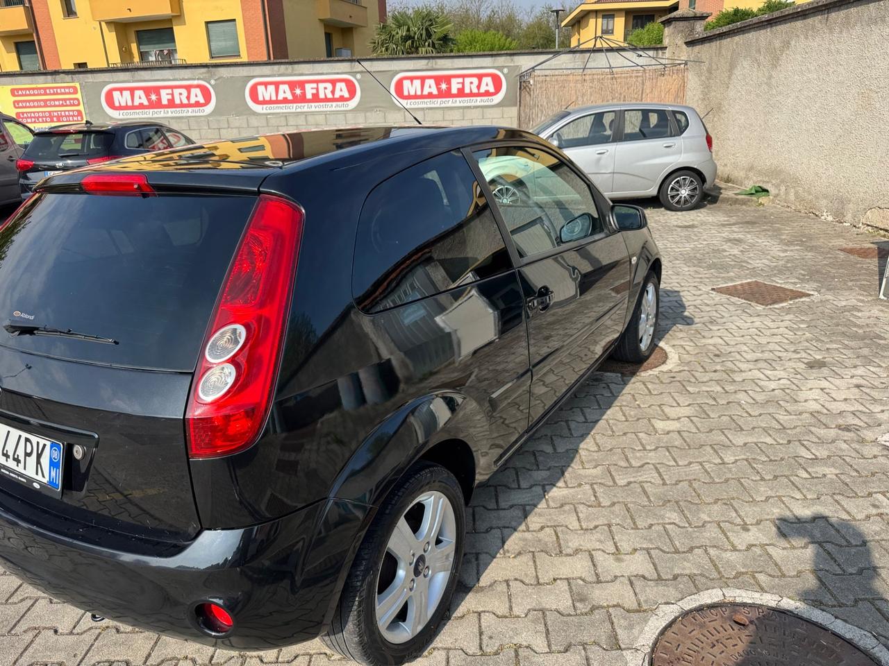 Ford Fiesta 1.2 16V 3p. neopatentati